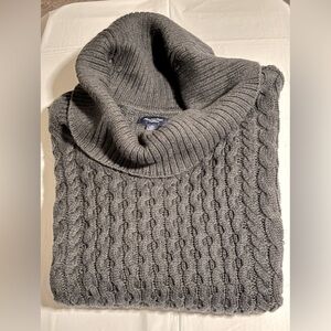 American Eagle Outfitters Charcoal Turtleneck Sweater Size Small